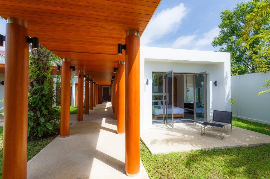 luxury villas phuket